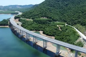 Đường cao tốc Vũng Áng - Bùng sẽ được khai thác từ ngày 28-8