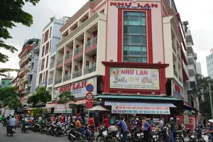 Bánh Trung thu Như Lan: Hương vị cổ truyền vượt thời gian