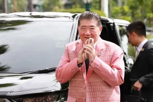 Ông Phumtham, 71 tuổi, là người giữ chức Thủ tướng lâm thời kể từ ngày 1- 7 sau khi bà Paetongtarn bị đình chỉ chức vụ.