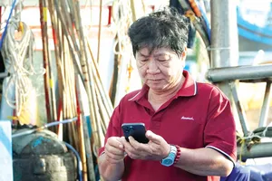 Ngư dân ra khơi cùng... 4G