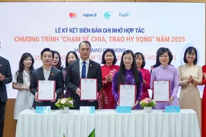 Các đơn vị tại lễ ký kết chương trình