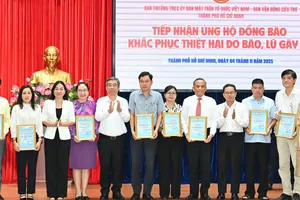 TPHCM hỗ trợ ngay 40 tỷ đồng cho TP Huế, Đà Nẵng và Quảng Ngãi