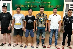 Nhóm đối tượng cho vay lãi nặng vừa bị cơ quan Công an tỉnh Đồng Nai triệt phá. Ảnh: CAT