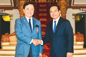 Chủ tịch UBND TPHCM Nguyễn Văn Được tiếp Thống đốc tỉnh Kanagawa (Nhật Bản)