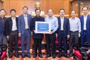 Tấm lòng của Hiệp sĩ Đại Thánh giá Lê Đức Thịnh hướng về vùng bão lũ