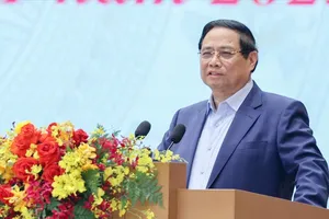 Thủ tướng yêu cầu phải mạnh dạn cắt bỏ những thủ tục không cần thiết. Ảnh: VIẾT CHUNG