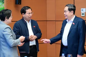 Chủ tịch Quốc hội Trần Thanh Mẫn: Đầu tư cho giáo dục, coi trọng đào tạo đạo đức 