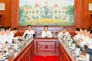 Phân cấp mạnh, bố trí đủ nguồn lực để các địa phương vận hành hiệu quả chính quyền địa phương 2 cấp