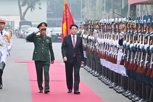 Bảo vệ vững chắc vùng trời, vùng biển, biên giới, nội địa, không gian mạng