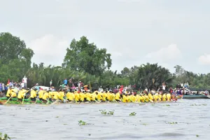 Ước tính, các hoạt động của ngày hội thu hút khoảng 200-250 ngàn lượt người dân trong và ngoài tỉnh tham dự. Ảnh: NAM KHÔI