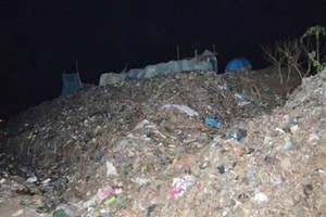 Landfills in Tra Vinh  Province is overloaded (photo: SGGP)