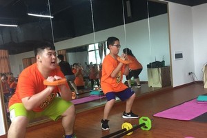 Children excercise at Children’s Hospital 1 in HCM City (Photo: congly.vn)