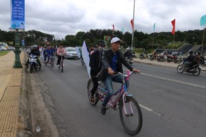 One of activities is held after the festival (Photo: SGGP)