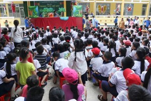 Program brings joyful mid-autumn festival to kids in Ben Tre Province