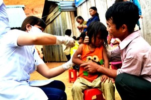 Vaccinationis the most effective way to prevent infectious diseases (Photo: SGGP)