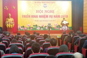 At the meeting (Photo: SGGP)