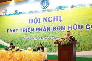 At the meeting (Photo: SGGP)