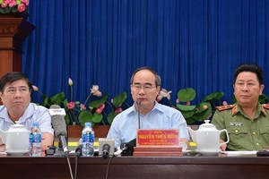 HCMC Party Chief Nhan directs to review firefighting task in condominium