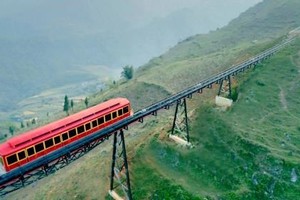 Muong Hoa, Vietnam’s longest mountain rail route developed by Sun Group, opens on March 31 (Photo: reatimes.vn)