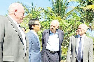 Scientists taking part in the conference ‘Basic Science and Society’ held in the International Centre for Interdisciplinary Science and Education (ICISE) in Quy Nhon City in July 2016