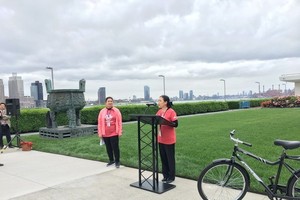 Ambassador Nguyen Phuong Nga, Permanent Representative of Vietnam to the UN addresses the first celebration of the World Bicycle Day held by the UN on June 3 in New York (Photo: VNA)