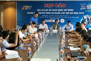 At the press conference on the 19th edition of the National Women’s Cycling Open for the An Giang Television Cup (Photo: VNA)  