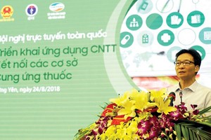 Deputy Prime Minister Vu Duc Dam delivered his speech at the conference