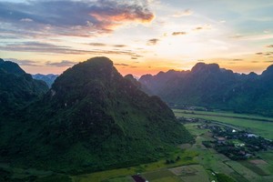 Tourism is growing rapidly in Viet Nam, but most growth and corresponding socioeconomic benefits are concentrated in a few gateway destinations, says ADB Project Administration Unit Head for Vietnam Mr. Steven Schipani (Photo: ADB's coutersy)