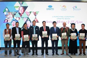 At the launching ceremony of the "Tourism Stories-Vietnam Edition" (Photo: VNA)