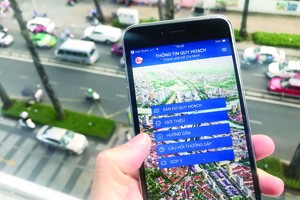 HCMC government agencies widely use apps for admin reform, management