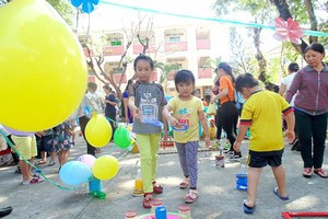 Children should join in healthy activities to play and learn at the same time in summer