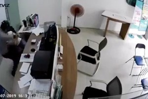 Police arrest knifepoint robber in HCMC