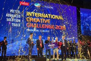 Vietnamese team VVN - the champion of the contest Viettel Advanced Solution Track 2019. (Photo: SGGP)