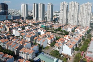 HCMC authorities’ housing program under pressure because of overpopulation