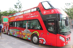 Let’s discover hop- on hop -off bus tours in HCMC for Tet holiday
