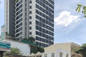 HCMC authotiries place a dorm where the Briton lives under quarantine (Photo: SGGP)