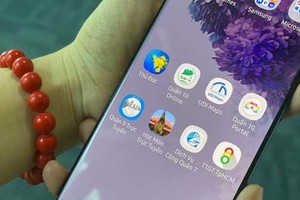 There are now many applications of districts and state departments in HCMC to serve citizens in the smart city transformation process. (Photo: SGGP)