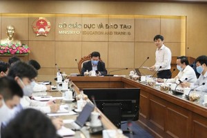 At the meeting (Photo: SGGP)