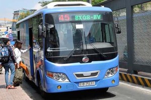 CNG buses are used in HCMC to reduce greenhouse gases. (Photo: SGGP)