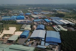 Dozens of factories in Phuoc Tan Industrial Zone in Dong Nai Province are constructed without licences. — VNA/VNS