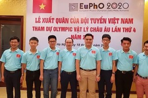 Vietnamese student team return from European Physics Olympiad 2020 after they grab one gold medal, one silver medal and two bronze medals (Photo: SGGP)