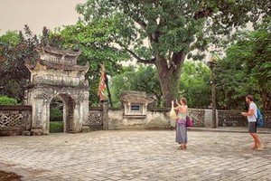 Foreign tourists in Vietnam (Photo: VNA)