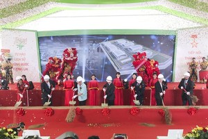 At the groundbreaking ceremony (Photo: SGGP)