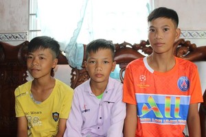 The three boys (Photo: SGGP)