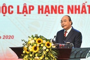 Prime Minister Nguyen Xuan Phuc at the meeting (Photo: VGP)