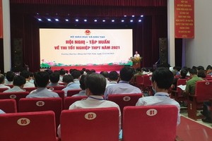 Candidates begin to apply for national high school graduation examination