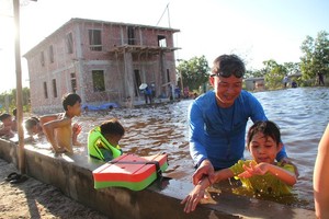 Free swimming class offered for disabled children
