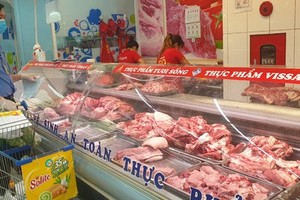 Strain on supermarkets amid Covid-19 social distancing