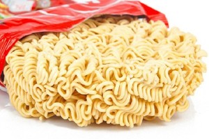 More dried noodles recalled in EU for containing banned substance