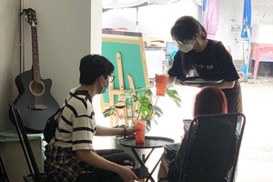 Restaurants in HCMC struggle to find staff